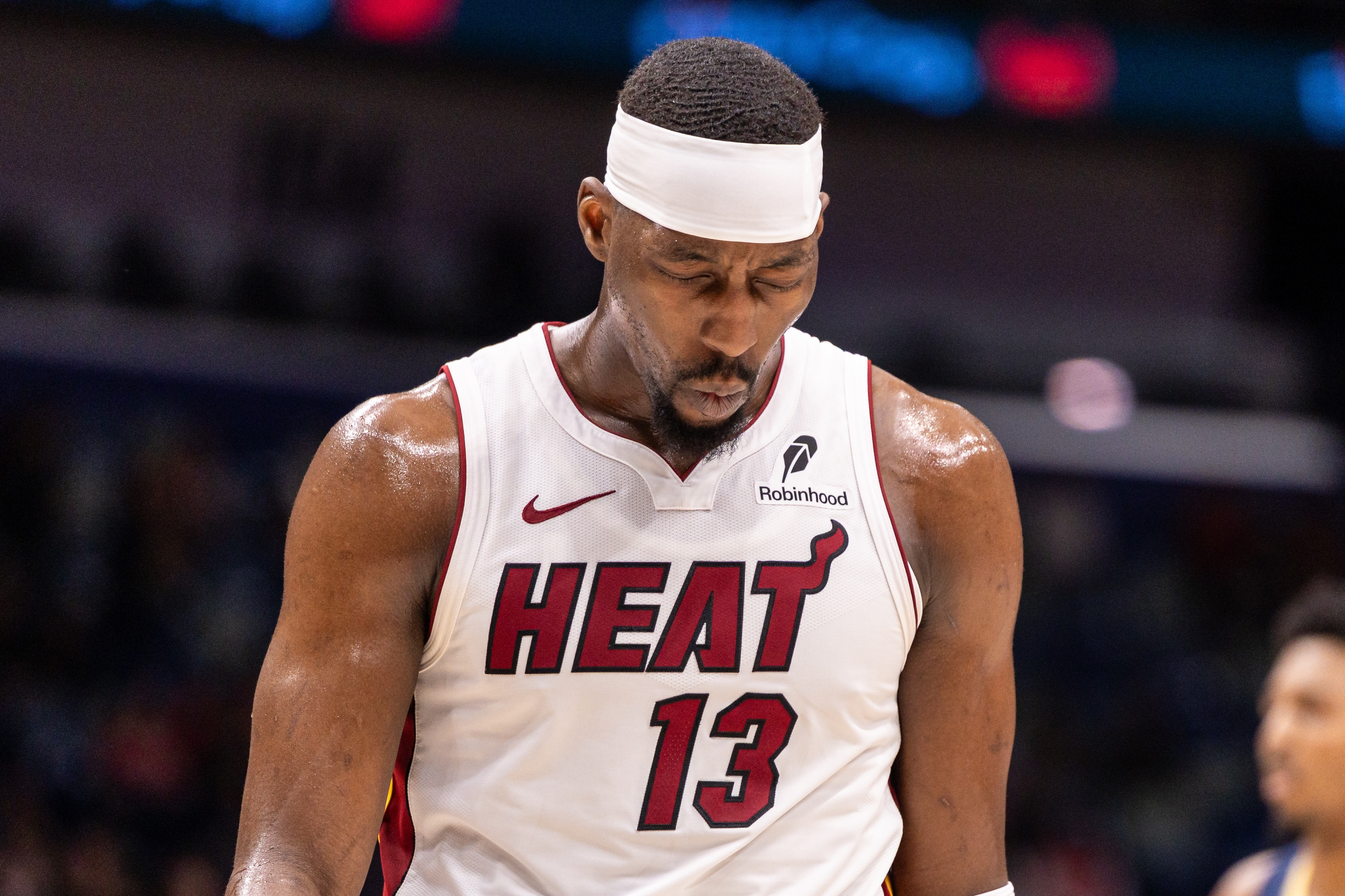 AIYOUXI-阿德巴约砍至少23分9板6断 热火队已5年未出现&amp;上次也是他所创造